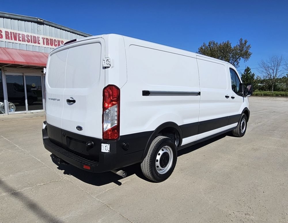 Used 2025 Ford Transit 250 Low Roof RWD image 6