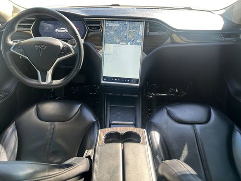 Used 2014 Tesla Model S image 11