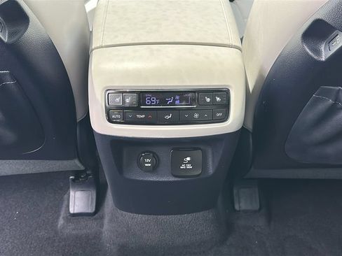 Used 2024 Hyundai Palisade Calligraphy AWD/4WD image 32