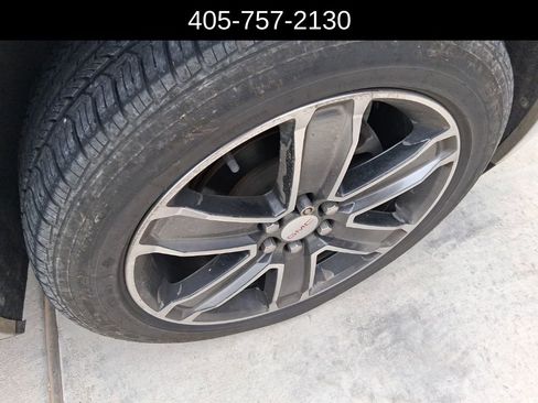 Used 2018 GMC Acadia Denali w/ Technology Package image 8