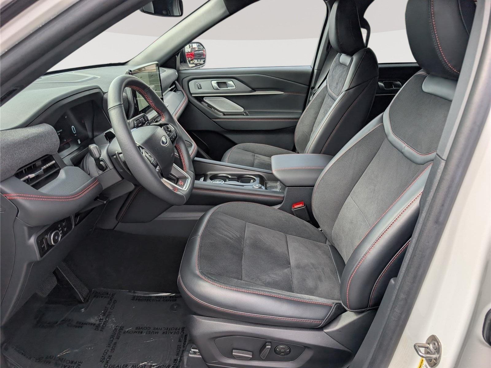 Used 2025 Ford Explorer ST w/ Sun And Sound Package AWD/4WD image 19
