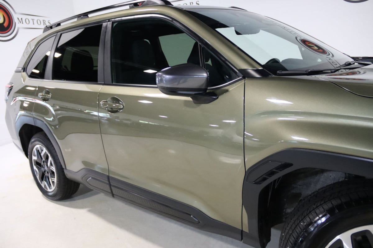 Used 2026 Subaru Forester Premium AWD/4WD image 9