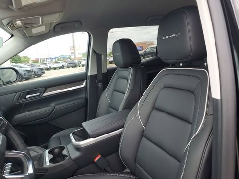 New 2026 GMC Terrain Denali AWD/4WD image 5