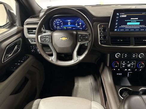 Used 2024 Chevrolet Suburban LT AWD/4WD image 11