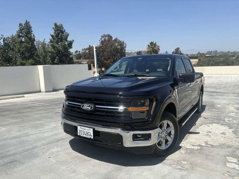Used 2025 Ford F150 XLT w/ Equipment Group 301A Standard RWD image 5