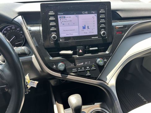 Used 2023 Toyota Camry SE FWD image 16