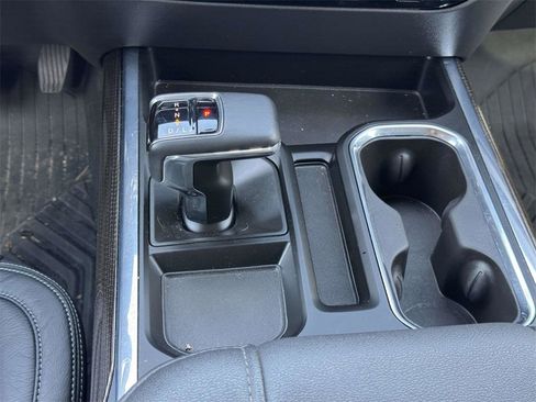 Used 2024 Chevrolet Silverado 1500 LT Trail Boss image 8