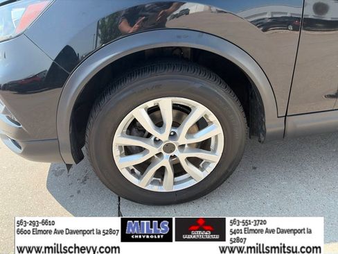Used 2021 Nissan Rogue Sport S FWD image 9
