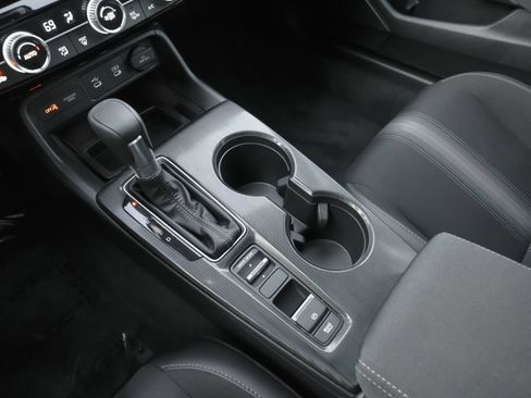 Used 2025 Honda Civic Sport image 12