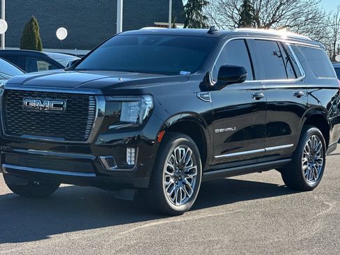 Used 2024 GMC Yukon Denali Ultimate image 8
