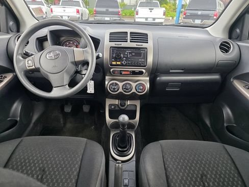 Used 2012 Scion xD FWD image 4