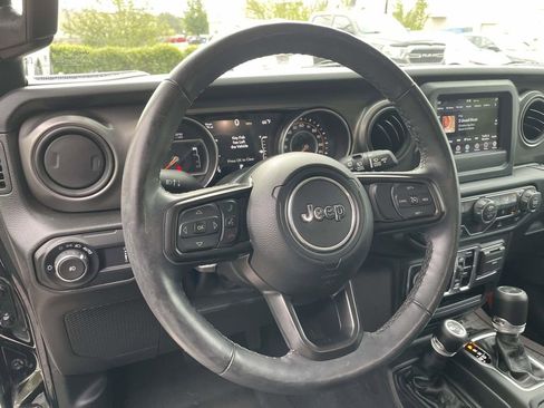 Used 2023 Jeep Wrangler Unlimited Sport AWD/4WD image 18