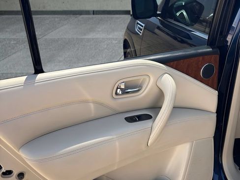 Used 2018 INFINITI QX80 2WD w/ Driver Assistance Package image 14