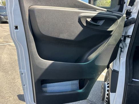 Used 2023 Mercedes-Benz Sprinter 3500 image 16