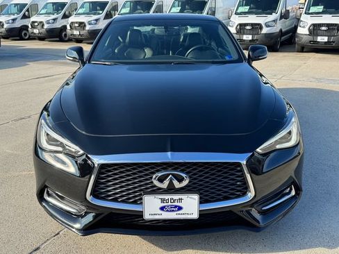 Used 2018 INFINITI Q60 3.0t Luxe AWD/4WD image 2