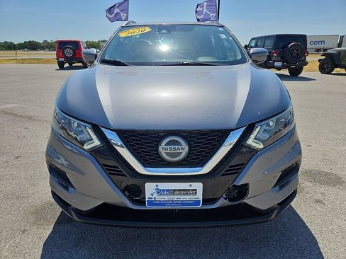 Used 2020 Nissan Rogue Sport SV FWD image 12