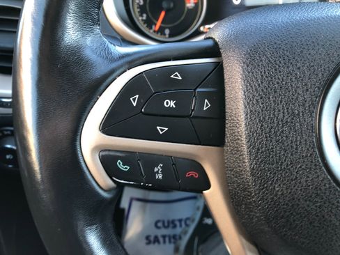 Used 2016 Jeep Cherokee Limited w/ Trailer Tow Group image 16