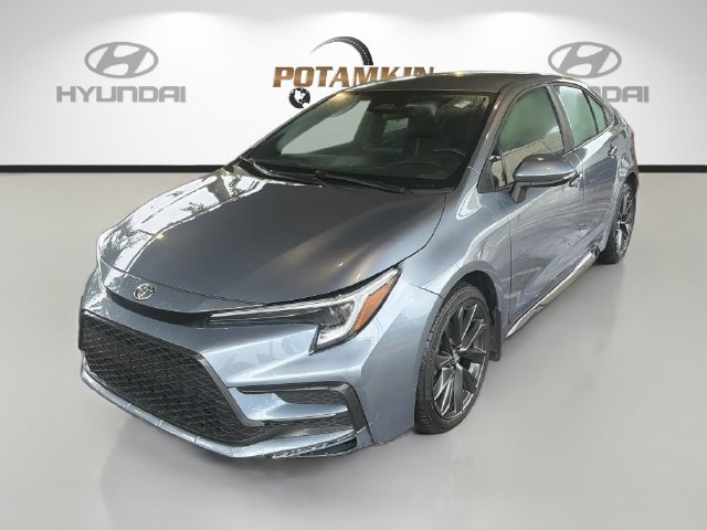 Used 2025 Toyota Corolla SE FWD image 1