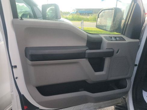 Used 2017 Ford F150 XL w/ XL Power Equipment Group RWD image 5
