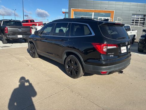 Used 2022 Honda Pilot Special Edition image 3