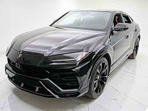 Used 2019 Lamborghini Urus AWD/4WD image 6