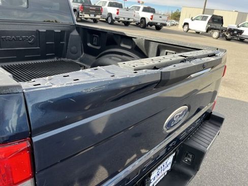 Used 2017 Ford F250 Lariat w/ Chrome Package image 13