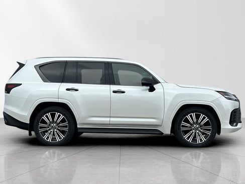 New 2026 Lexus LX 700h Luxury image 7