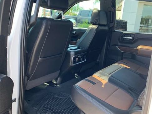 Certified 2021 Chevrolet Silverado 1500 High Country w/ Safety Package II AWD/4WD image 12