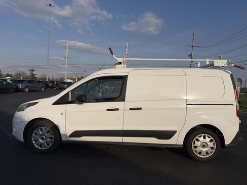 Used 2015 Ford Transit Connect XLT image 4