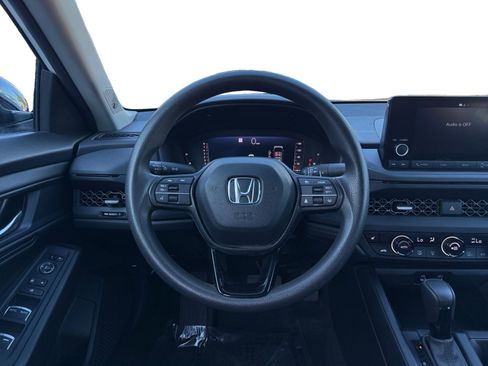Used 2025 Honda Accord SE image 12