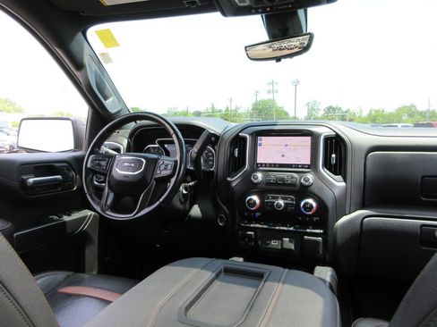 Used 2021 GMC Sierra 1500 AT4 w/ AT4 Value Package AWD/4WD image 28