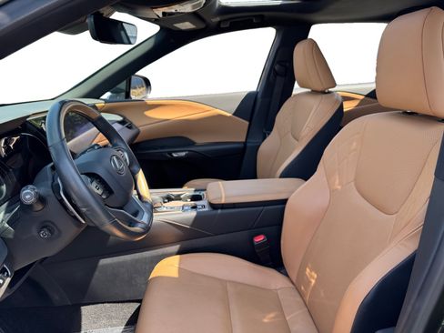 Used 2024 Lexus RX 350 Premium w/ Convenience Package FWD image 9