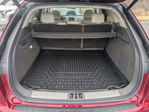 Used 2019 Lincoln Nautilus Reserve image 13