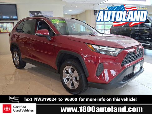 Certified 2022 Toyota RAV4 XLE image 1