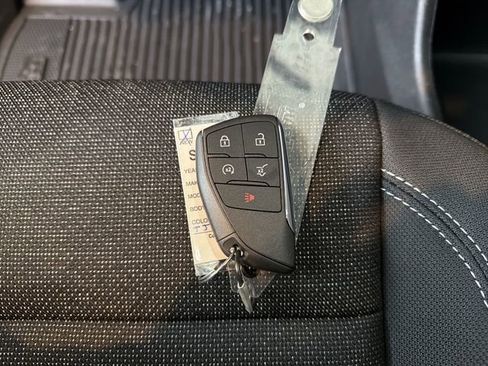 New 2026 Chevrolet Traverse LT w/ Sun and Wheel Package image 35