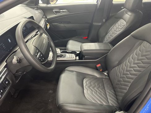 New 2026 Kia Sportage X-Line w/ X-Line Technology Package image 9