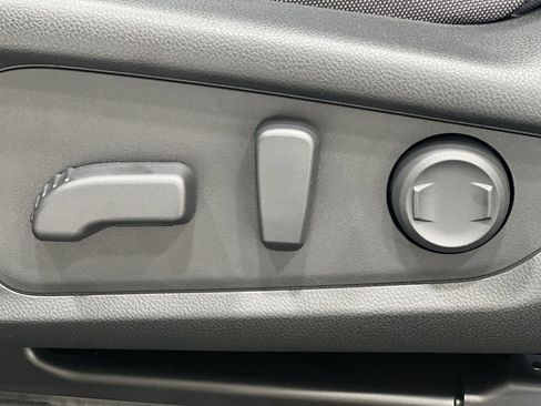 Certified 2025 Subaru Crosstrek 2.0i Premium AWD/4WD image 12