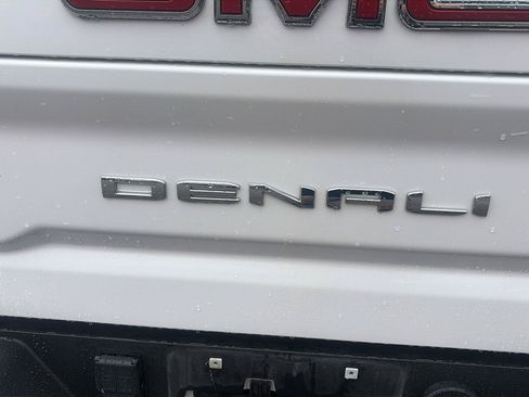 Used 2022 GMC Sierra 2500 Denali w/ Denali Ultimate Package AWD/4WD image 15