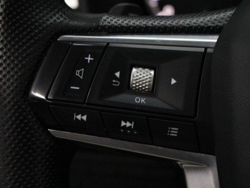 Used 2022 Mitsubishi Outlander ES image 11