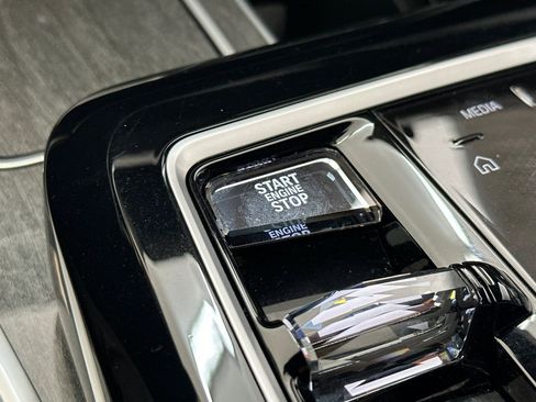 Certified 2024 BMW 740i image 33