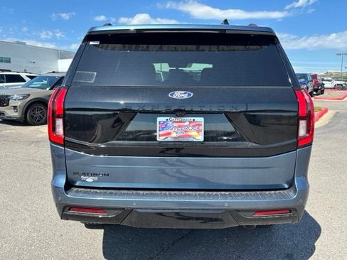 New 2027 Ford Expedition Platinum w/ Stealth Performance Package AWD/4WD image 4