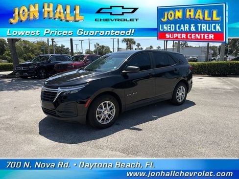 Used 2023 Chevrolet Equinox LS w/ Driver Confidence II Package FWD image 2