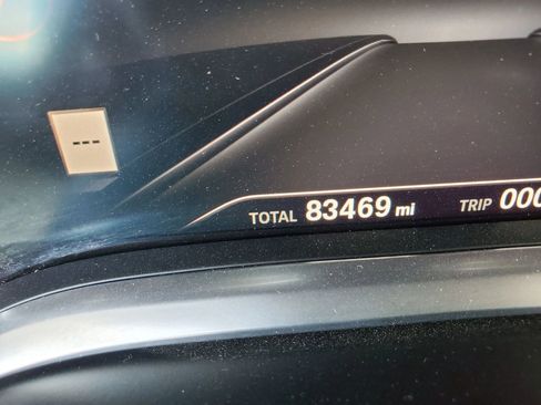 Used 2018 BMW 750i xDrive image 61