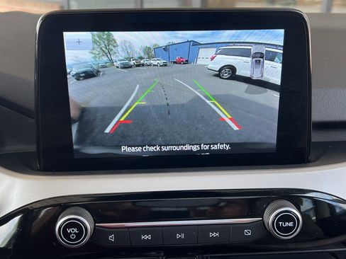 Used 2022 Ford Escape SEL image 34