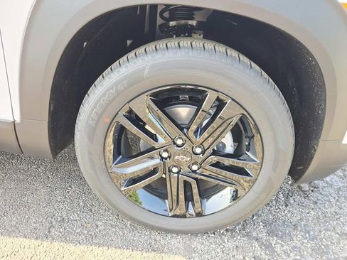 New 2026 Chevrolet TrailBlazer LT w/ Convenience Package FWD image 13