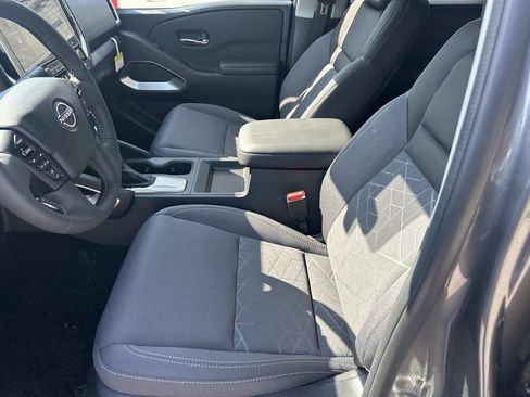 New 2026 Nissan Frontier SV w/ SV Convenience Package RWD image 15