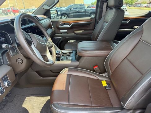 Used 2023 GMC Sierra 1500 Denali w/ Denali Carbonpro Edition AWD/4WD image 29