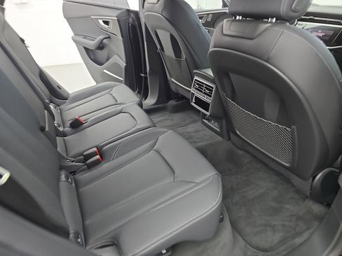 New 2026 Audi Q8 Premium Plus image 11