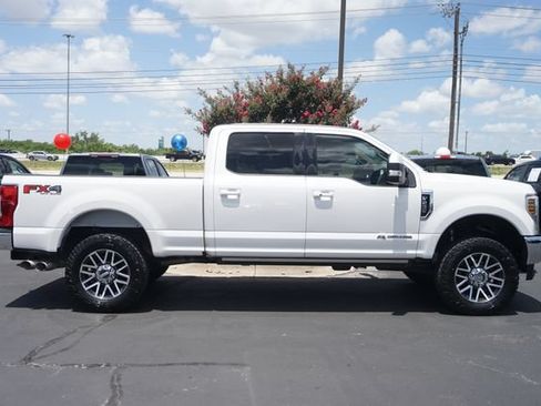Used 2018 Ford F250 Lariat w/ Lariat Ultimate Package AWD/4WD image 5