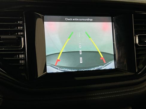 Used 2022 Dodge Durango GT image 13